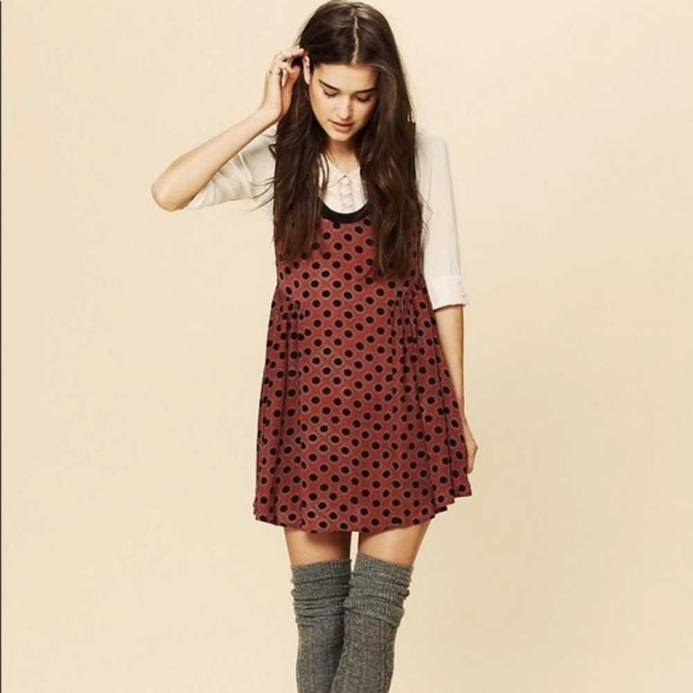 Free People Molly Dot Swing dress in Sangria Sz. S